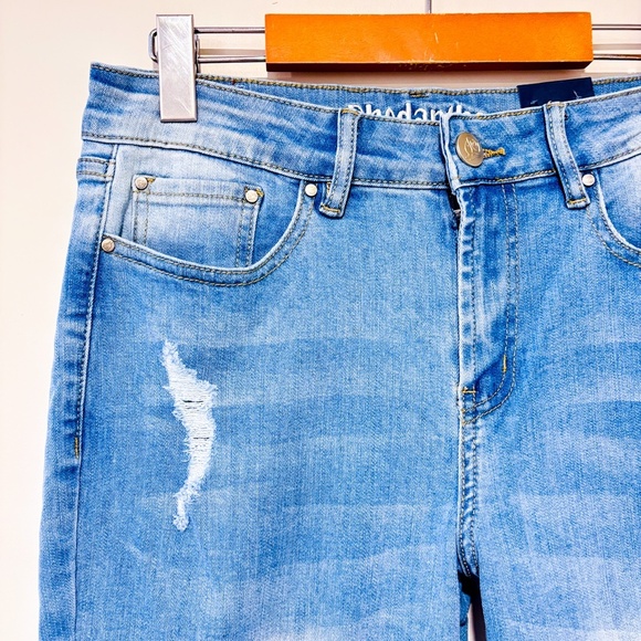 RHODANTHE Light wash distressed boyfriend jeans | Relaxed fit denim | Size 6 * - Picture 8 of 13